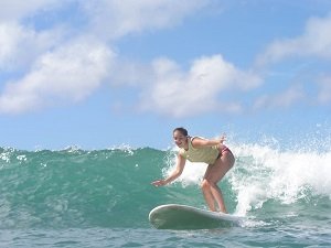 emily surfing lesson waikiki